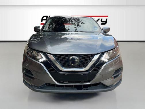 2022 Nissan Rogue Sport S