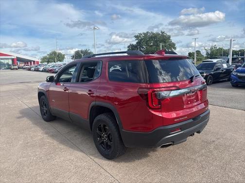 2021 GMC Acadia AWD AT4