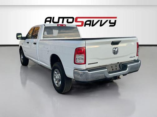 2024 RAM 3500 Big Horn Crew Cab 4x4 8' Box