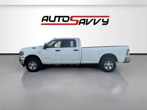 2024 RAM 3500 Big Horn Crew Cab 4x4 8' Box