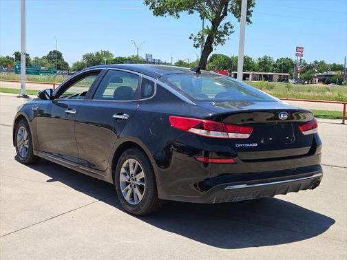 2020 Kia Optima LX