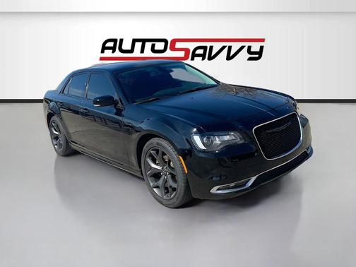 2022 Chrysler 300 Touring