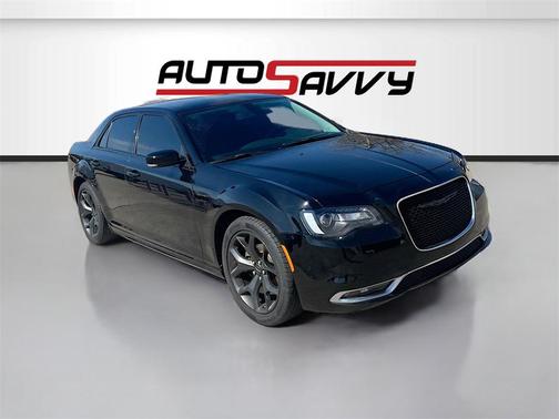 2022 Chrysler 300 Touring