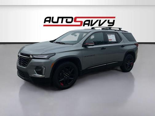 Sterling Gray Metallic 2023 Chevrolet Traverse Premier
