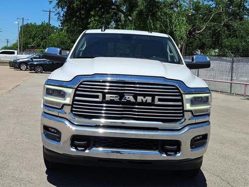 2022 RAM 2500 Laramie Crew Cab 4x4 6'4' Box