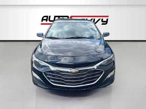 Mosaic Black Metallic 2020 Chevrolet Malibu 1LS