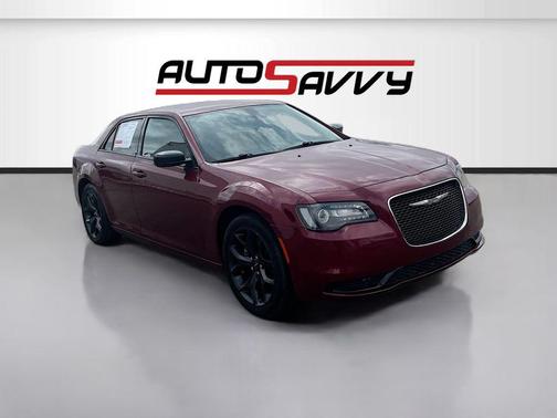 2022 Chrysler 300 Touring