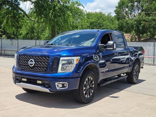 2017 Nissan Titan PRO-4X