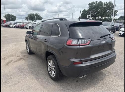 2022 Jeep Cherokee Latitude Lux