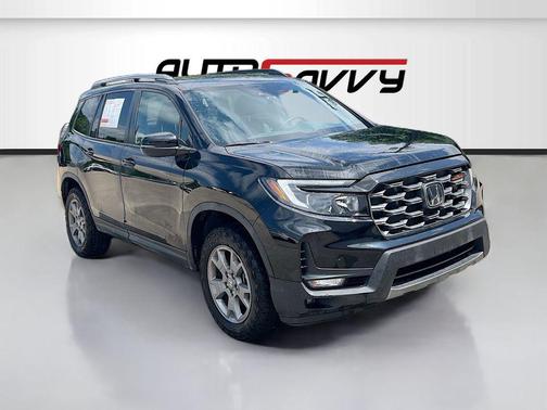 Crystal Black Pearl 2025 Honda Passport AWD TrailSport