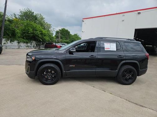 2023 GMC Acadia AWD AT4