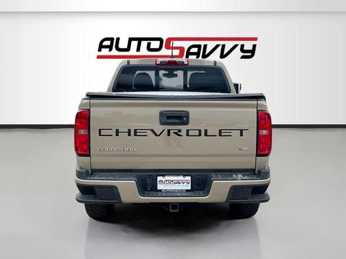 Sand Dune Metallic 2022 Chevrolet Colorado Z71
