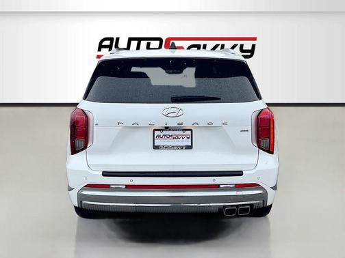 Hyper White 2023 Hyundai PALISADE Calligraphy