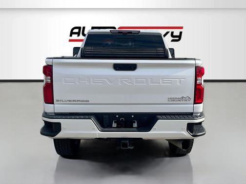 2022 Chevrolet Silverado 3500 High Country