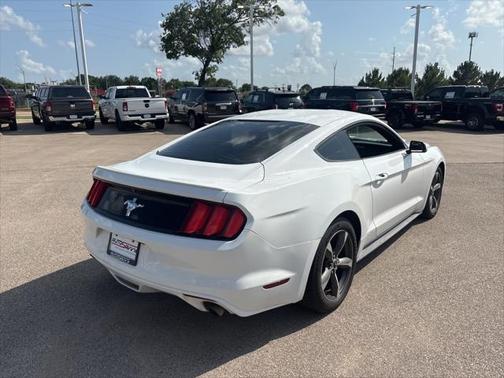 2016 Ford Mustang V6
