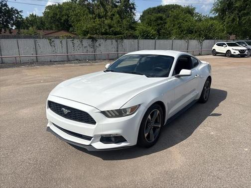2016 Ford Mustang V6