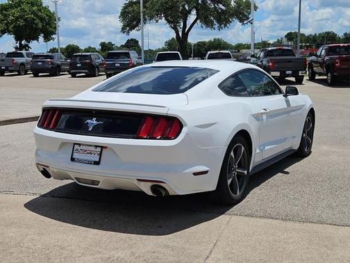 2016 Ford Mustang V6
