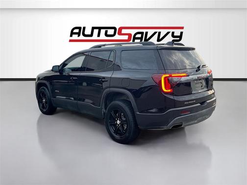 2023 GMC Acadia AWD AT4