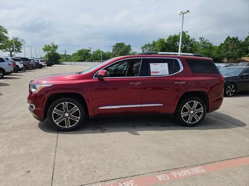 2019 GMC Acadia Denali