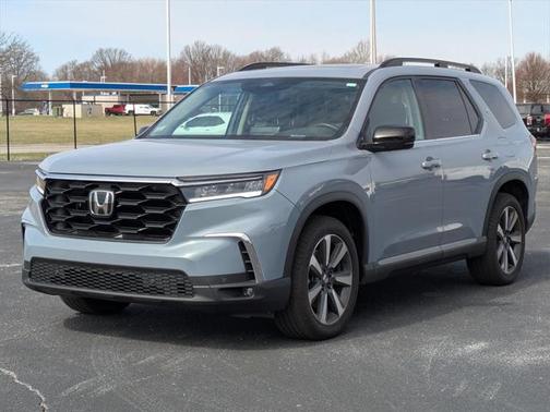 2024 Honda Pilot Touring 8-Passenger