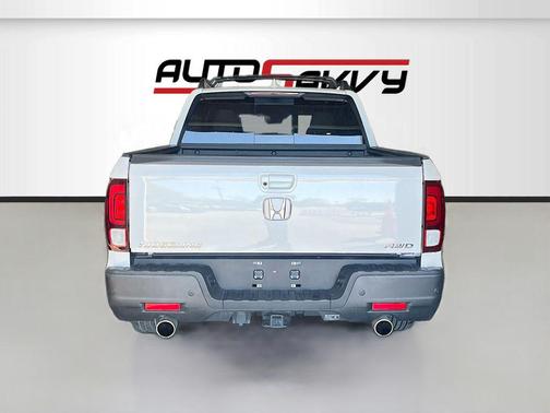 Platinum White Pearl 2023 Honda Ridgeline RTL-E
