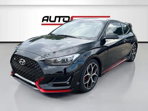 2019 Hyundai Veloster Base