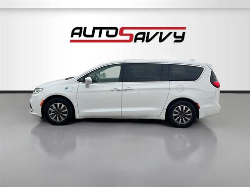 2022 Chrysler Pacifica Hybrid Touring L