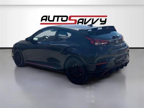 2019 Hyundai Veloster Base