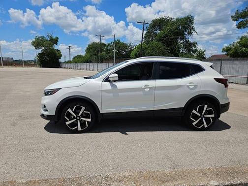 2020 Nissan Rogue Sport SL