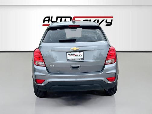 Satin Steel Metallic 2020 Chevrolet Trax LS