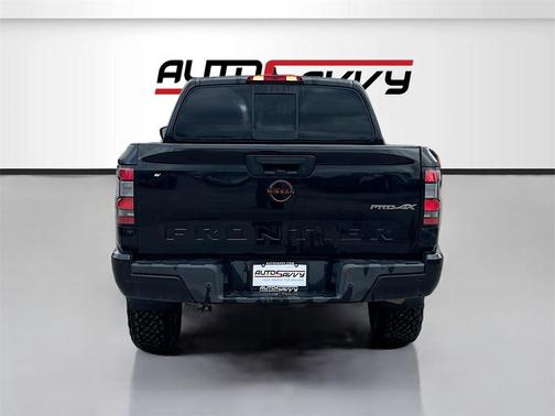 2022 Nissan Frontier PRO-4X