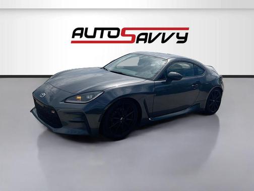 Pavement 2024 Toyota GR86 Premium