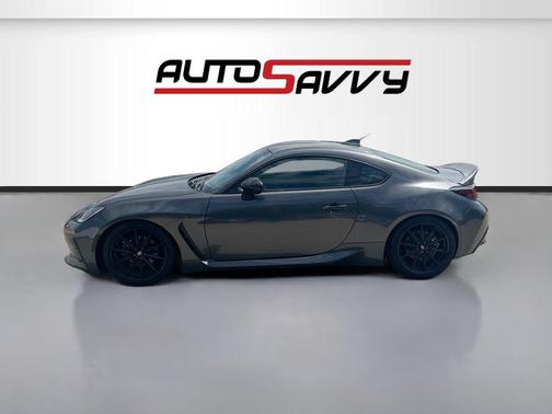 Pavement 2024 Toyota GR86 Premium