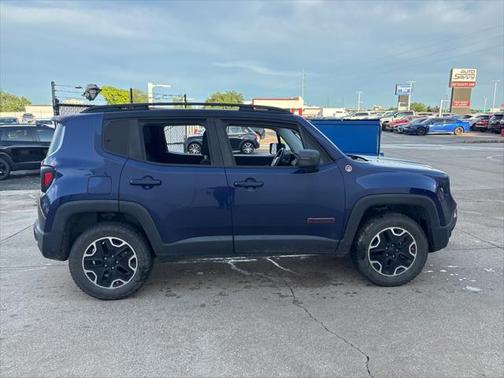 2016 Jeep Renegade Trailhawk