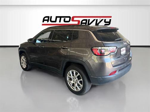 2023 Jeep Compass Latitude Lux