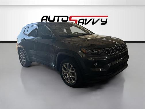 2023 Jeep Compass Latitude Lux