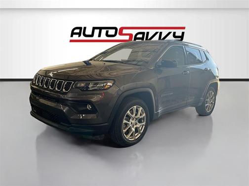 2023 Jeep Compass Latitude Lux
