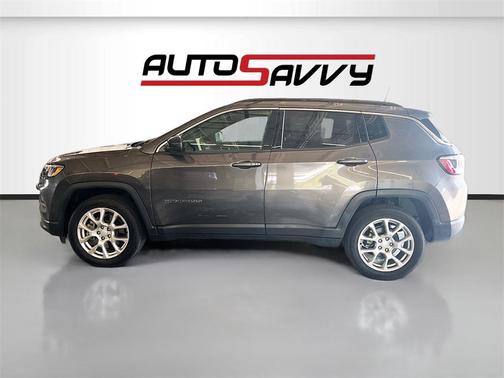 2023 Jeep Compass Latitude Lux