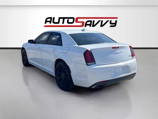 2020 Chrysler 300 S