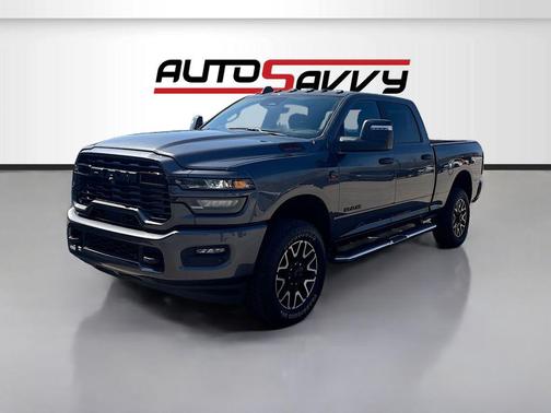 2025 RAM 2500 Big Horn Crew Cab 4x4 6'4' Box