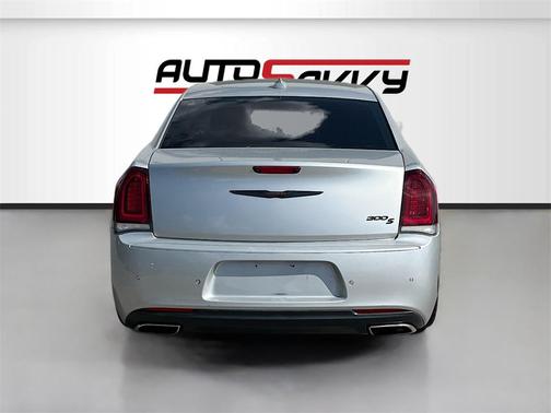 2021 Chrysler 300 S