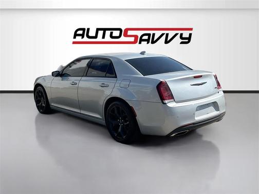 2021 Chrysler 300 S