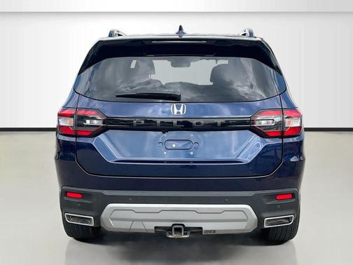 Dark Blue 2024 Honda Pilot Touring 8-Passenger