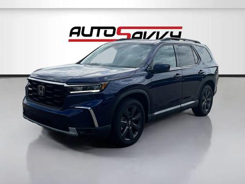 Dark Blue 2024 Honda Pilot Touring 8-Passenger