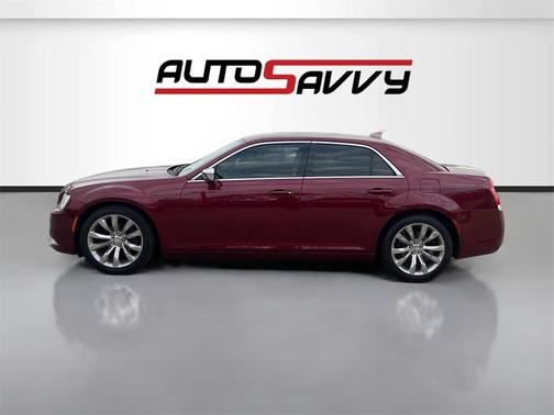 2020 Chrysler 300 Touring