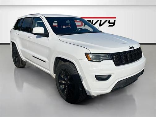 2022 Jeep Grand Cherokee Laredo
