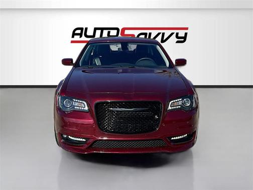 2023 Chrysler 300 Touring
