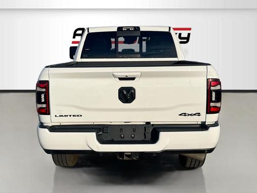 2024 RAM 2500 Limited Crew Cab 4x4 6'4' Box