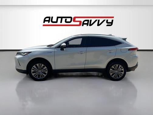 Blizzard Pearl 2021 Toyota Venza XLE