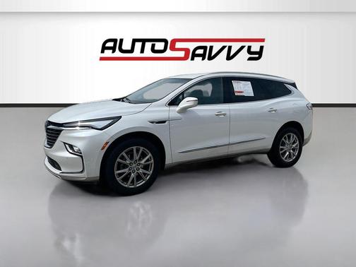 White Frost Tricoat 2024 Buick Enclave Premium AWD